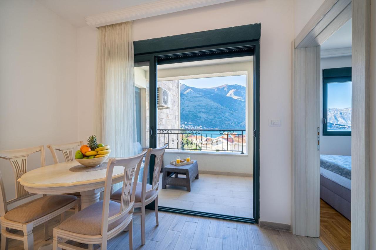 Boka View Luxury Suite - With Free Garage Parking Kotor Exterior photo
